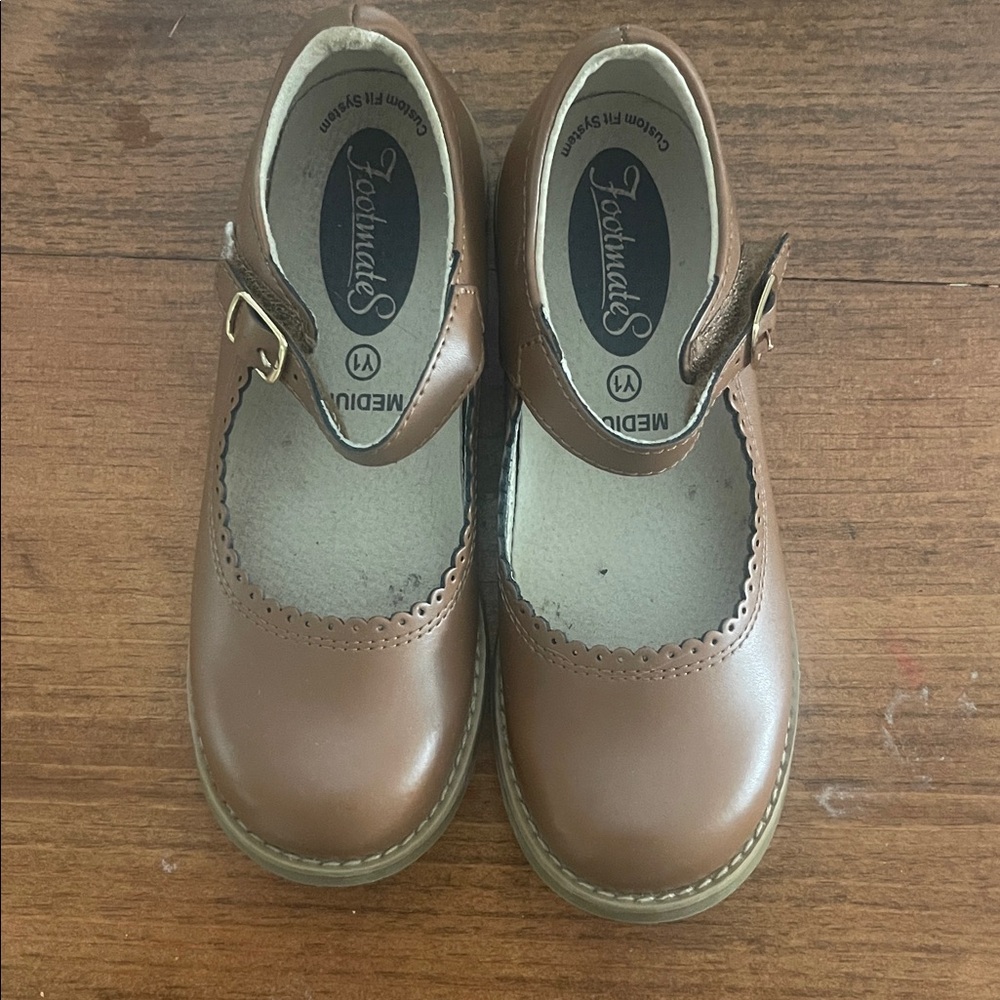 FootMates Tan Mary Jane  Shoes
